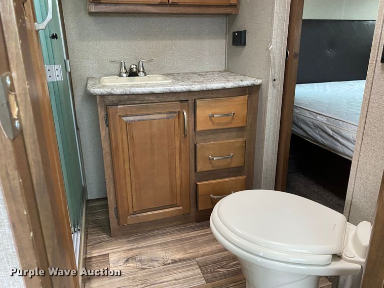 image for item JW9308 2017 Keystone Laredo  camper