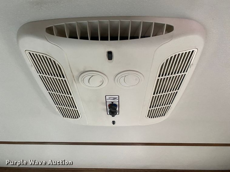 image for item JW9308 2017 Keystone Laredo  camper