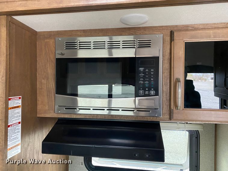 image for item JW9308 2017 Keystone Laredo  camper