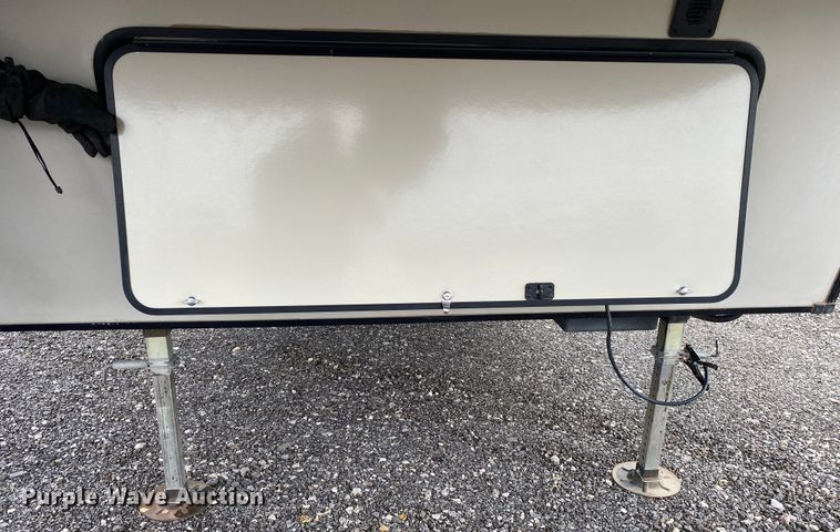 image for item JW9308 2017 Keystone Laredo  camper