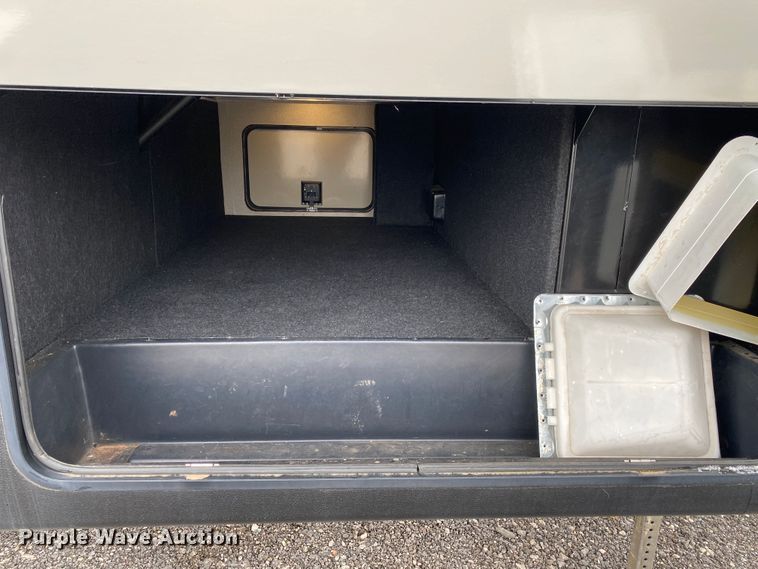 image for item JW9308 2017 Keystone Laredo  camper