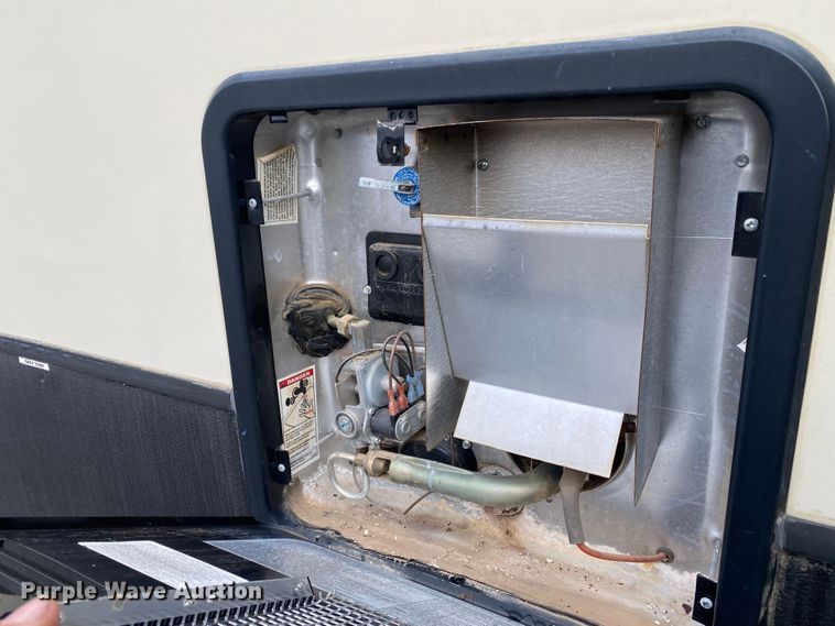 image for item JW9308 2017 Keystone Laredo  camper