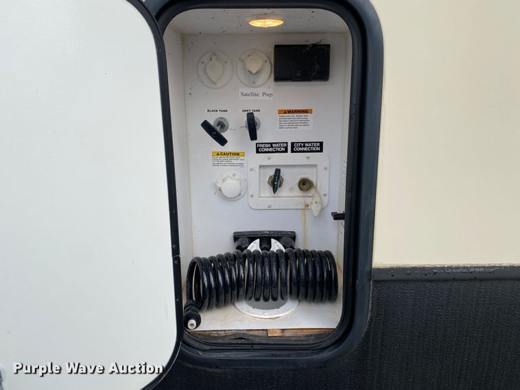 image for item JW9308 2017 Keystone Laredo  camper