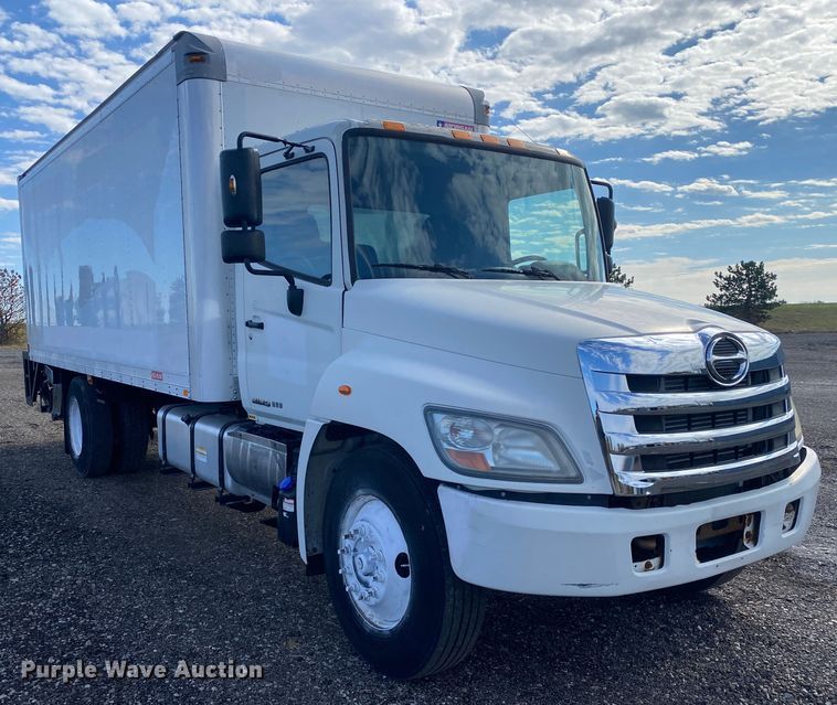 image for item JW9310 2011 Hino 268  box truck