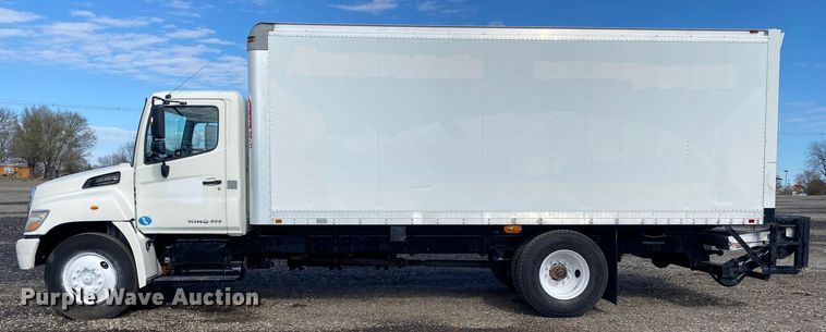 image for item JW9310 2011 Hino 268  box truck
