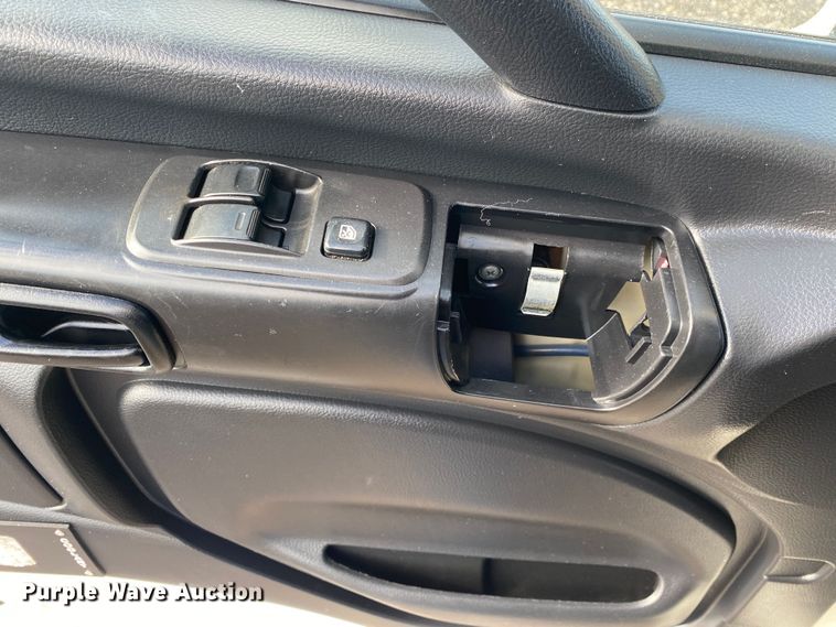 image for item JW9310 2011 Hino 268  box truck