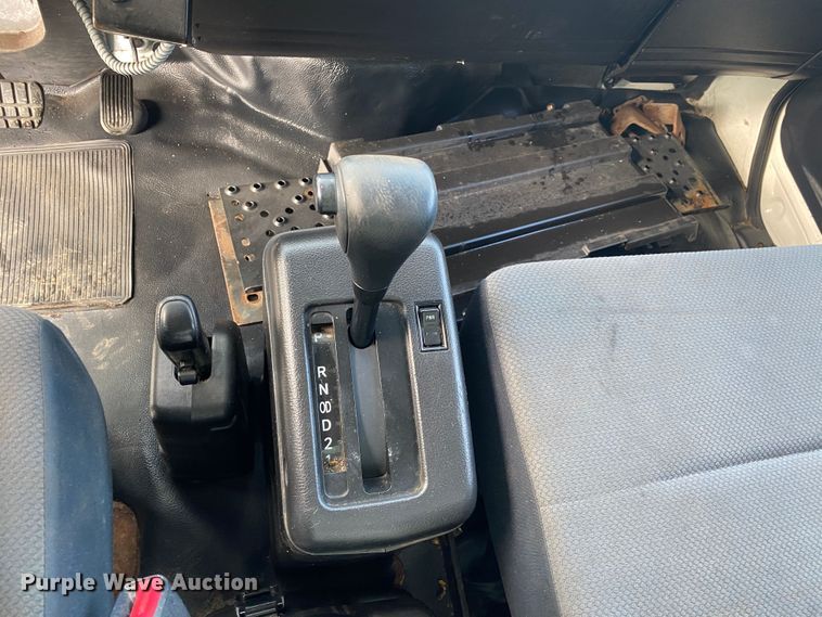 image for item JW9310 2011 Hino 268  box truck