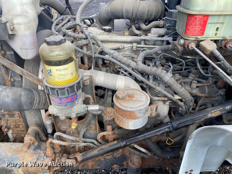 image for item JW9310 2011 Hino 268  box truck