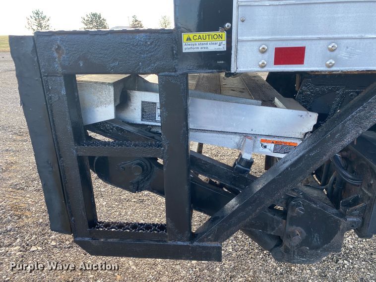 image for item JW9310 2011 Hino 268  box truck