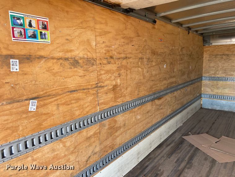 image for item JW9310 2011 Hino 268  box truck