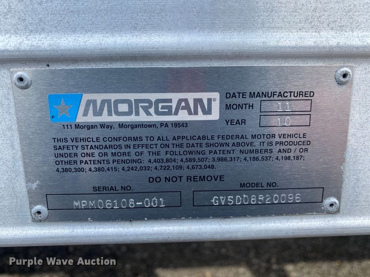 image for item JW9310 2011 Hino 268  box truck