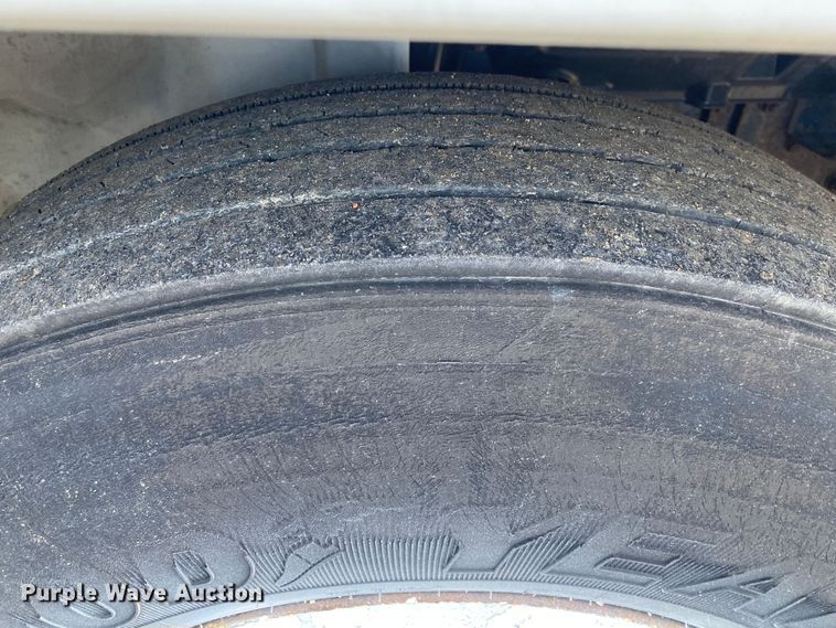 image for item JW9310 2011 Hino 268  box truck