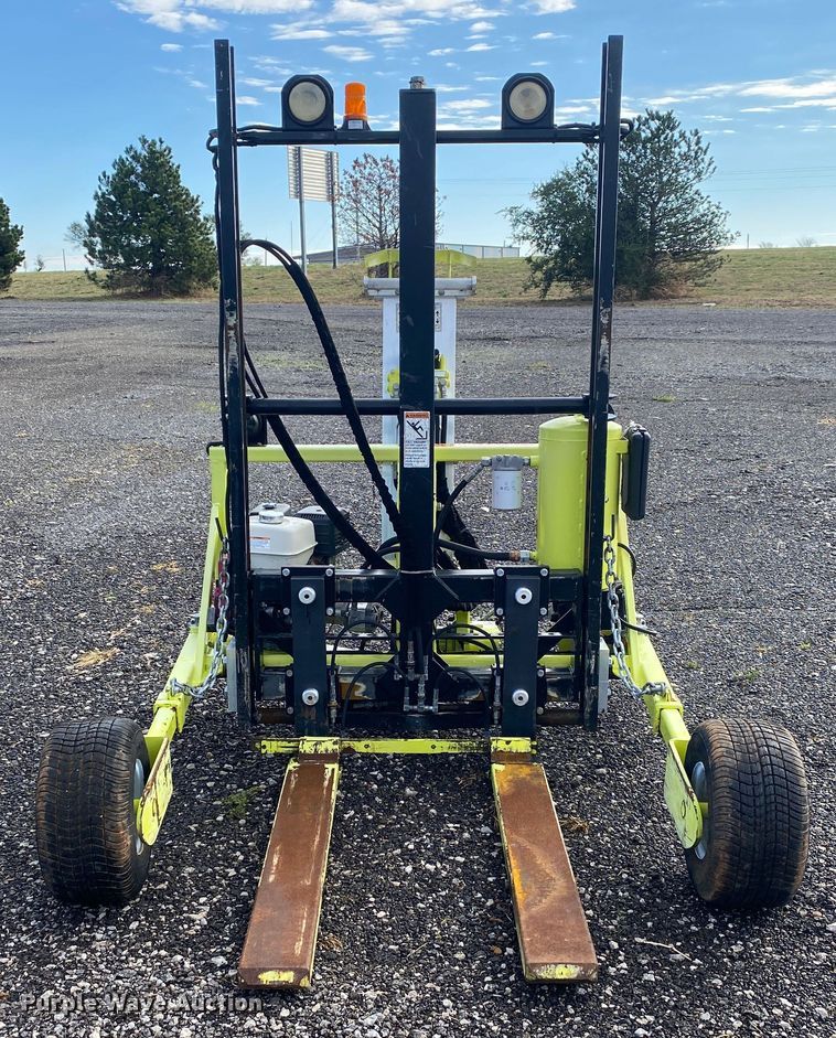 image for item JW9317 2014 Donkey Burro B13-3K  forklift