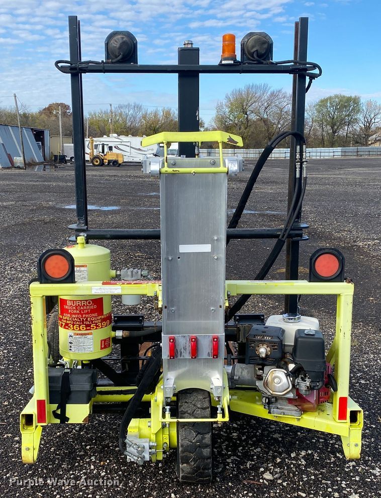 image for item JW9317 2014 Donkey Burro B13-3K  forklift