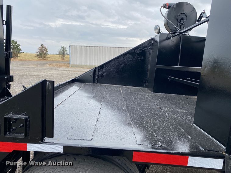 image for item JW9319 2006 International 7600  toter truck