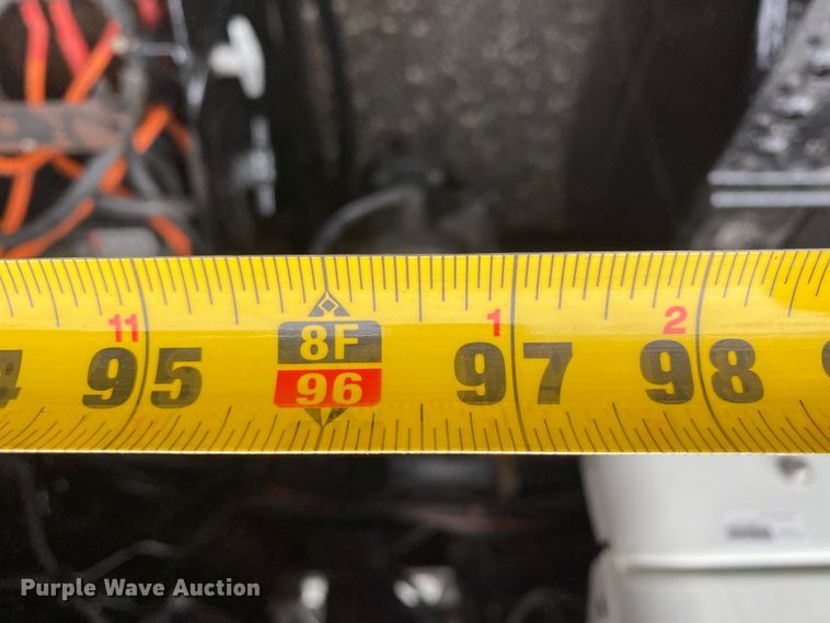 image for item JW9319 2006 International 7600  toter truck