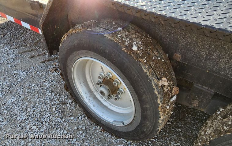 image for item JW9957 2022 Load Trail  equipment trailer