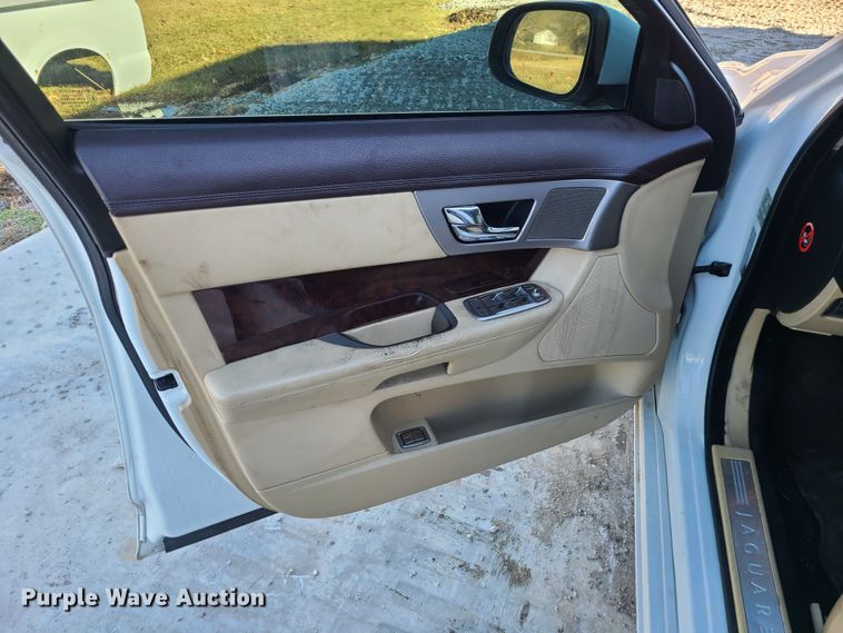 image for item JW9958 2011 Jaguar XF