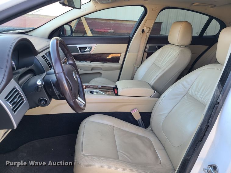 image for item JW9958 2011 Jaguar XF