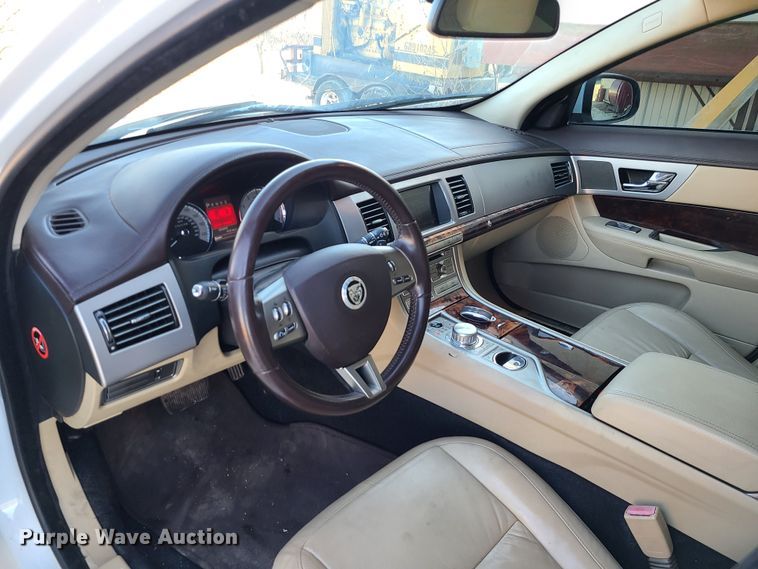 image for item JW9958 2011 Jaguar XF