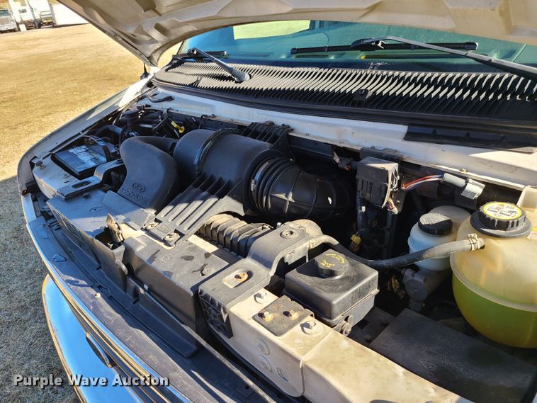 image for item JW9960 2006 Ford E150  van