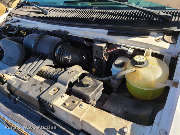 image for item JW9960 2006 Ford E150  van