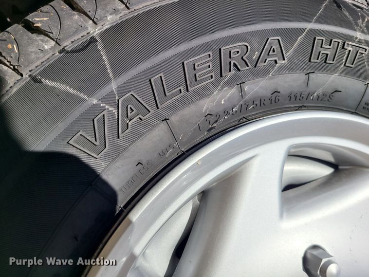 image for item JW9960 2006 Ford E150  van