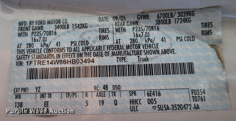 image for item JW9960 2006 Ford E150  van