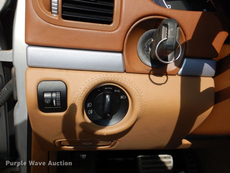 image for item JZ9045 2004 Porsche Cayenne S  SUV