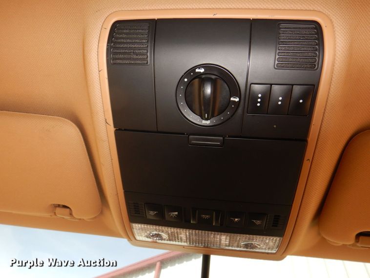 image for item JZ9045 2004 Porsche Cayenne S  SUV