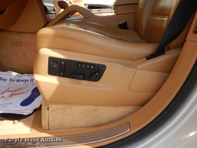 image for item JZ9045 2004 Porsche Cayenne S  SUV