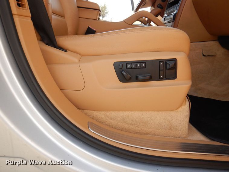 image for item JZ9045 2004 Porsche Cayenne S  SUV