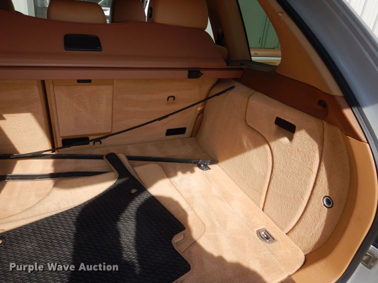 image for item JZ9045 2004 Porsche Cayenne S  SUV