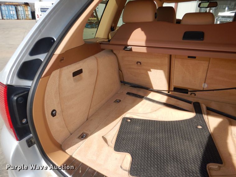 image for item JZ9045 2004 Porsche Cayenne S  SUV