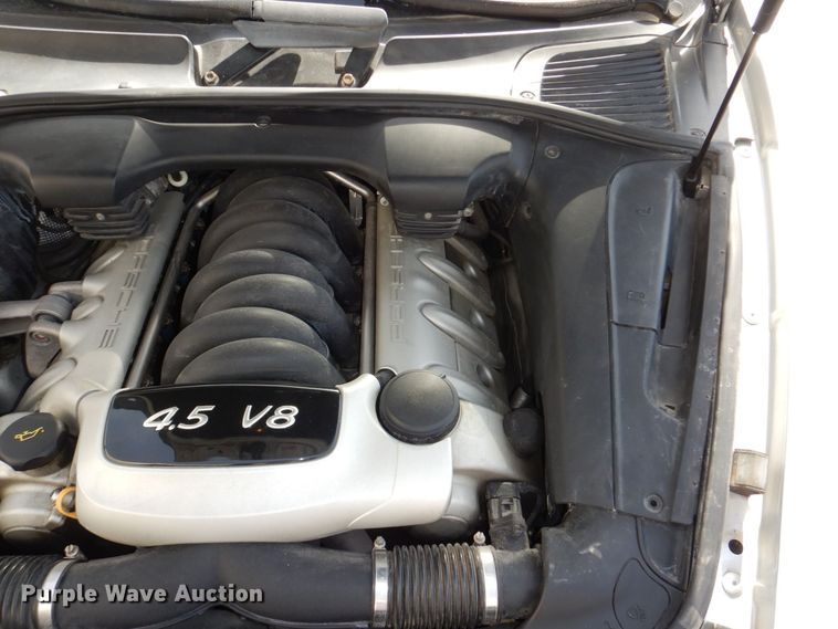 image for item JZ9045 2004 Porsche Cayenne S  SUV