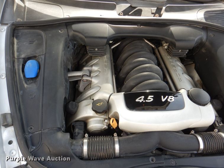 image for item JZ9045 2004 Porsche Cayenne S  SUV