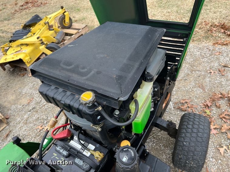 image for item KF9723 (2) John Deere lawn mowers