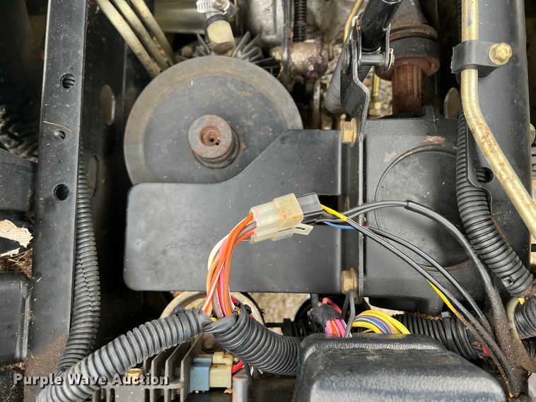 image for item KF9723 (2) John Deere lawn mowers