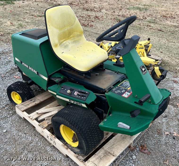 image for item KF9723 (2) John Deere lawn mowers