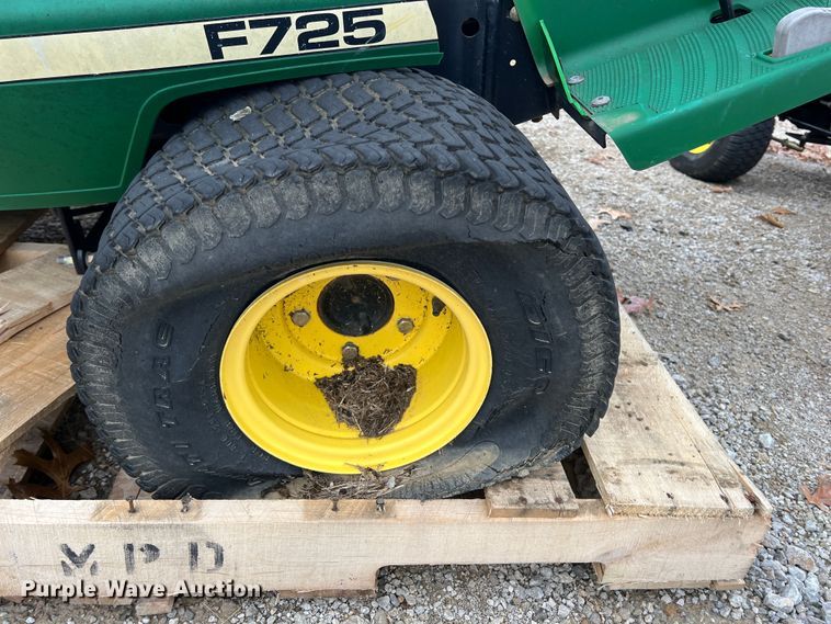 image for item KF9723 (2) John Deere lawn mowers