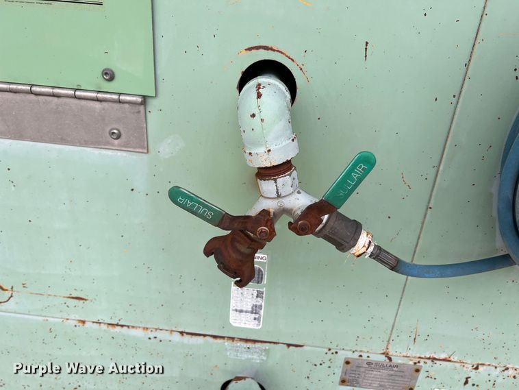 image for item KF9725 Sullair 185DPQJD  air compressor