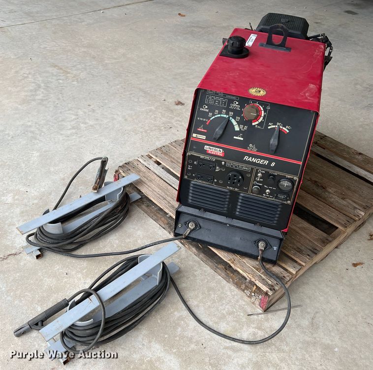 image for item KF9727 Lincoln Electric Ranger 8  welder/generator