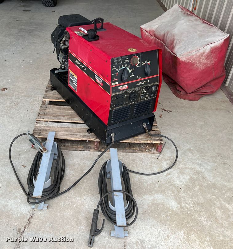 image for item KF9727 Lincoln Electric Ranger 8  welder/generator