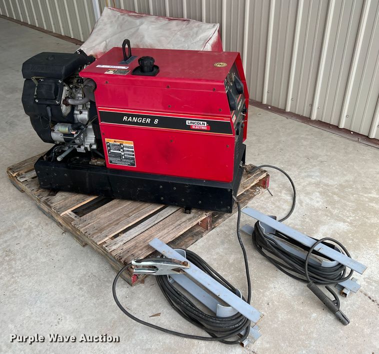 image for item KF9727 Lincoln Electric Ranger 8  welder/generator