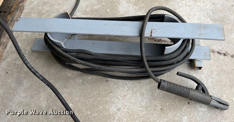 image for item KF9727 Lincoln Electric Ranger 8  welder/generator