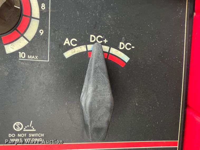 image for item KF9727 Lincoln Electric Ranger 8  welder/generator