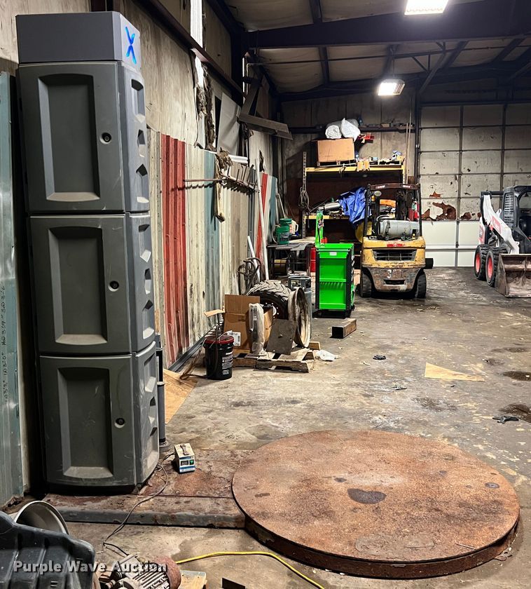 image for item KF9777 Stretchwrappers X1  shrink wrapping machine