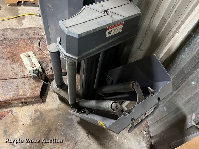 image for item KF9777 Stretchwrappers X1  shrink wrapping machine