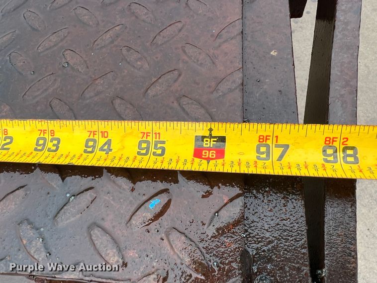 image for item KF9778 1992 International 4700 flatbed truck