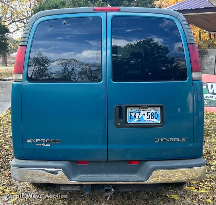 image for item KF9799 1998 Chevrolet Express G3500  van